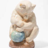 Franz Barwig, Figur "Bär mit Kugel" - Foto 1