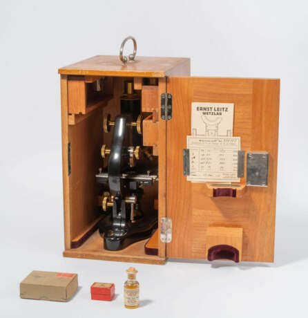 Ernst Leitz GmbH, Labor-Mikroskop - Foto 2