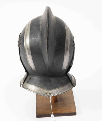 Knechtische Sturmhaube - photo 3