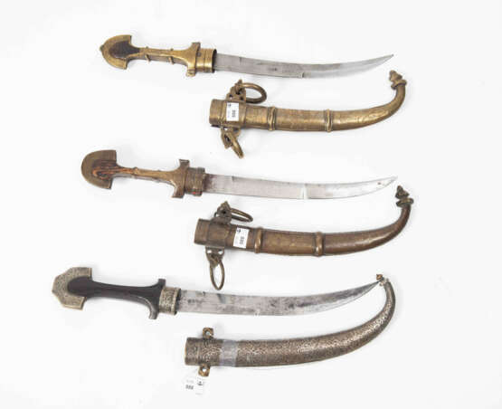 Lot: 3 Krummdolche, Koummya - photo 1