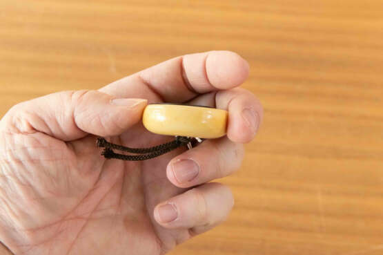 Kagamibuta-Netsuke - фото 7