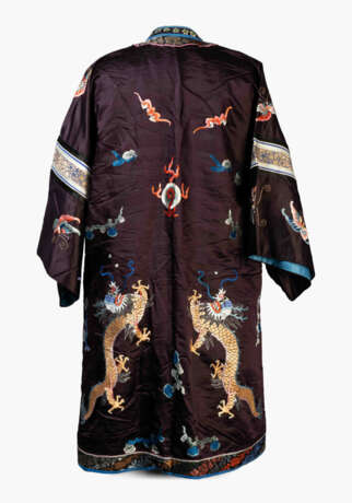 Lot: 3 Seidengewänder - photo 16