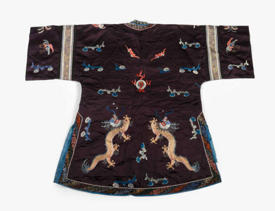 Lot: 3 Seidengewänder - photo 20