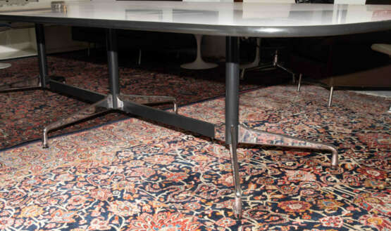 Charles & Ray Eames, Konferenztisch "Segmented Table" - фото 12