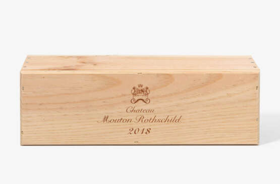 Chateau Mouton Rothschild, 2018 - photo 1