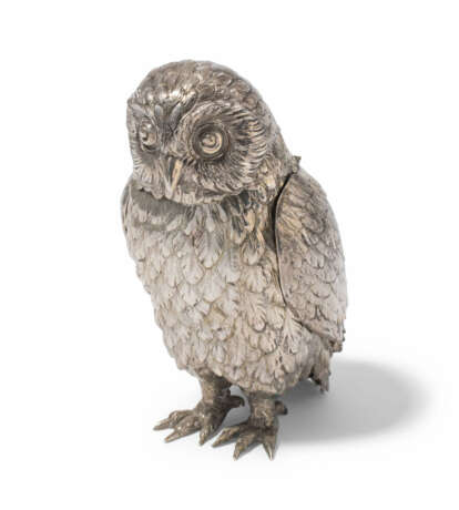Tierfigur: Eule, Hanau um 1900 - photo 1
