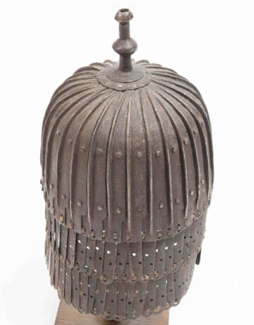 Lamellenhelm - Foto 3