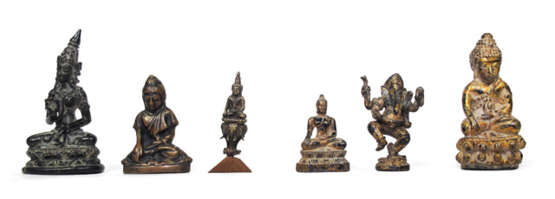 Sechs Miniaturbronzen mit Darstellung verschiedener Gottheiten - photo 1