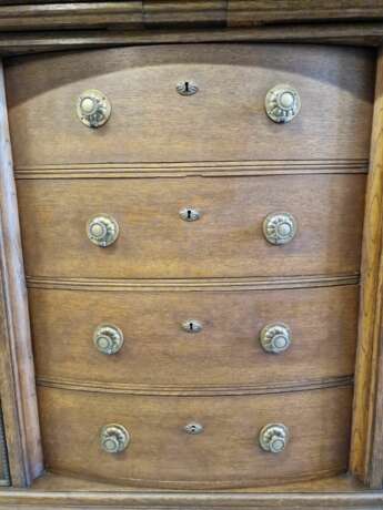 Large and elegant buffet Oak Eclecticism Early 20th century - photo 6