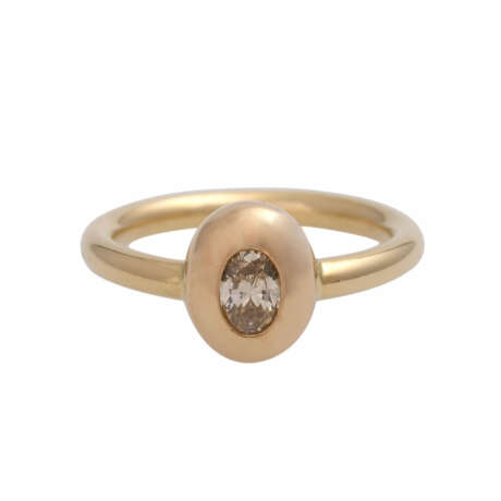 Ring mit ovalfacettiertem Diamant, - photo 1