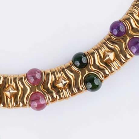 Bulgari. 'Parentesi' Goldcollier mit Pink Turmalin, Peridot und Amethyst. - photo 2