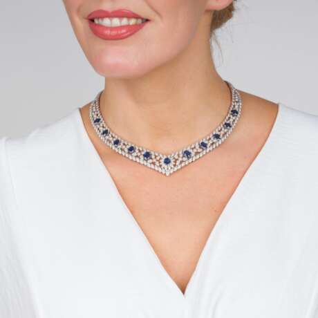 Hochkarätiges Gala-Collier mit Saphir- und Brillant-Besatz. - Foto 3