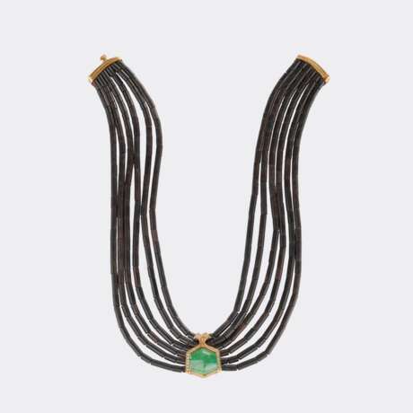 Smaragd Brillant Centerpiece an ebonisiertem Holz-Collier. - photo 2
