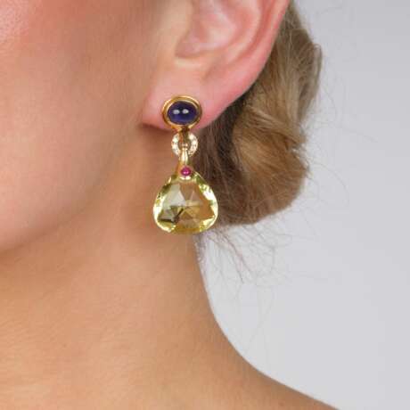 Paar Lemon-Quarz Ohrclips mit Brillant- und Farbedelstein-Besatz. - photo 2