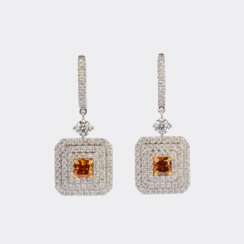 Paar Fancy Diamant Ohrhänger.