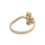 Ring mit 3 Brillanten, zusammen ca. 0,2 ct und Smaragd, ca. 0,3 ct, - photo 3