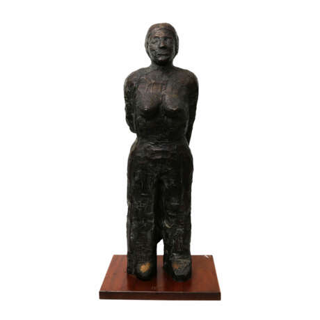 MAHRINGER, BERTHOLD (geb. 1950 Bergisch Gladbach), "Weiblicher Halbakt", Bronze, - photo 1