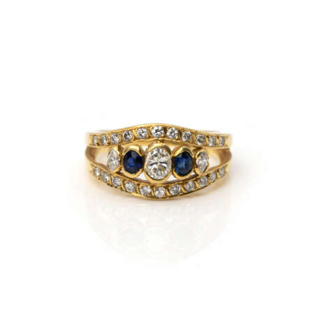 Ring mit Saphir-Diamantbesatz - photo 1