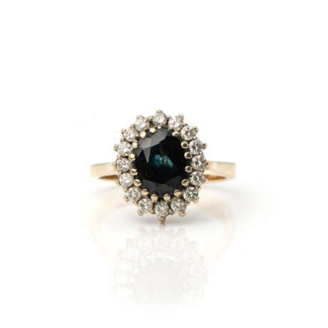 Saphir-Ring mit Diamanten-Entourage - photo 1