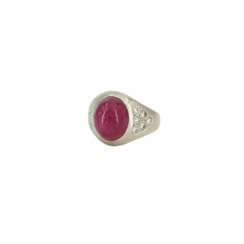 Gemstone-Diamond-Ring