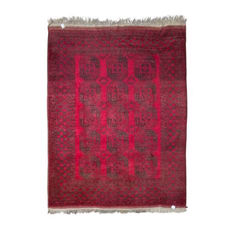 Orientteppich. AFGHANISTAN, 20. Jahrhundert, 245x194 cm. - Foto 1