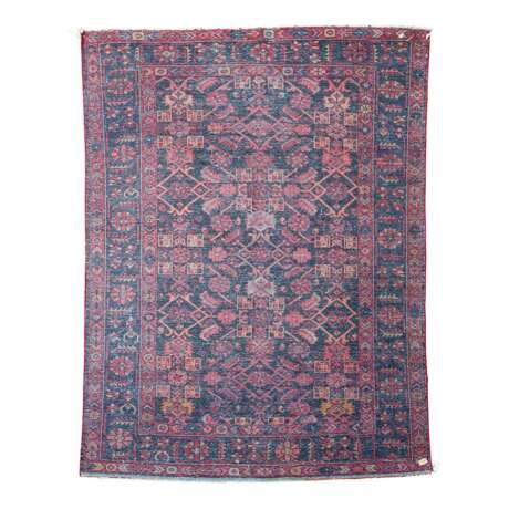 Orientteppich. MAHAL/PERSIEN, 1. Hälfte 20. Jahrhundert, 200x150 cm. - photo 2