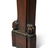 A GEORGE III MAHOGANY PEDESTAL - photo 6