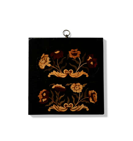 A SET OF FOUR MARQUETRY PANELS - фото 3 A SET OF FOUR MARQUETRY PANELS - фото 3