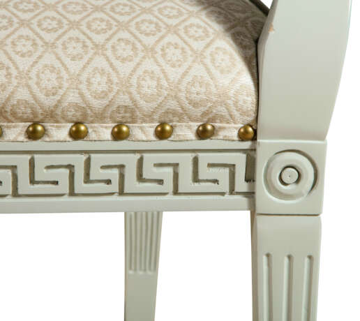 A SET OF FOUR GEORGIAN STYLE WHITE-PAINTED ARMCHAIRS - photo 7 A SET OF FOUR GEORGIAN STYLE WHITE-PAINTED ARMCHAIRS - photo 7