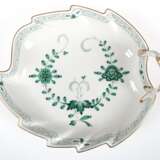 Meissen-Blattschale, Indisch grün mit Goldpunkten und Goldrand, Asthenkel, L. 23 cm - photo 1