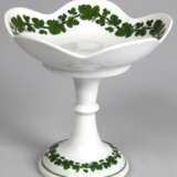 Meissen-Aufsatzschale, Weinlaub, 1. Wahl, H. 14 cm, Dm. 14,5 cm - photo 1
