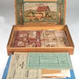 Richter´s Landhaus-Baukasten, Original 301, mit Steinen, Packplan und Zubehör sowie Bauvorlagen und Schnittplan, Gebrauchspuren und bespielt, 38x27 cm - фото 1