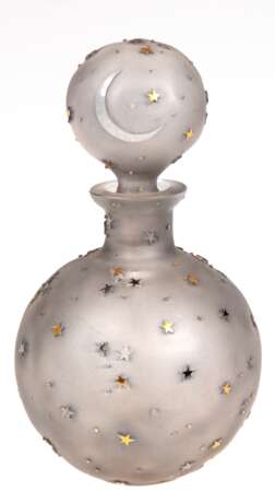 Flakon, graues Mattglas mit Sternbesatz, eingeschliffener Stopfen, Rand best., Ges.-H. 12,5 cm - photo 1