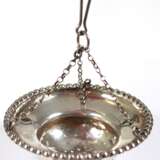 Teesieb um ca. 1870, mit Perlrand, Silber geprüft, zum Einstecken in Kannentülle, Durchmesser ca. 6,9 cm, mit kleinen, altersbedingten Gebrauchsspuren - фото 1