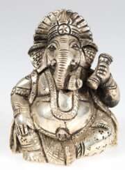 Figur &quot;Ganesha&quot;, Silber geprüft, geschlossener Boden, Ges.-Gew. 179,7 g, H. 11 cm