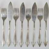 Fischbesteck für 6 Personen, 12-teilig, WMF, 90er Auflage, Fächermuster, L. 18 cm und 21 cm - photo 1