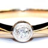 Brillant-Ring, 585er GG, Brillant von ca. 0,06 ct. in durchbrochener Zargenfassung, Ges.-Gew. 2,92 g, RG 59 - photo 1
