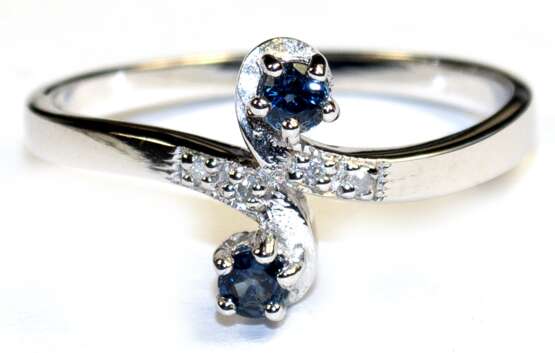 Ring, 416er GG/ 10 kt., 5 Rubine, RG 54, Innendurchmesser 17,2 mm - photo 1