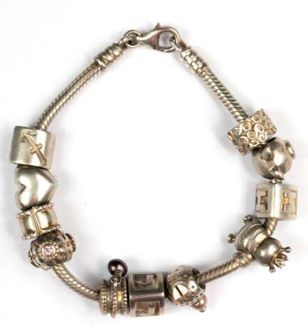 Armband, 925er Silber, Pandora, mit 11 diversen Charms, Ges.-Gew. 46 g, L. 18 cm - Foto 1