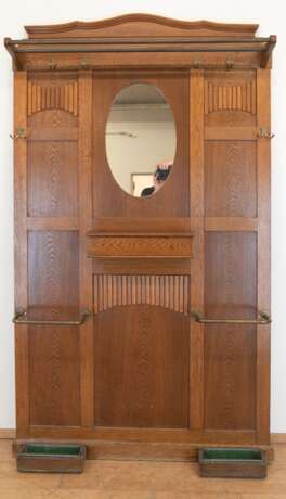 Flurgarderobe, um 1900, Eiche mit Messing-Stangen und 6 -Haken, mit Hutablage und Schirmhalter, 200x112x25 cm - Foto 1