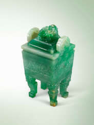 A MAGNIFICENT AND EXTREMELY RARE EMERALD-GREEN JADEITE ARCHAISTIC CENSER AND COVER, FANGDING