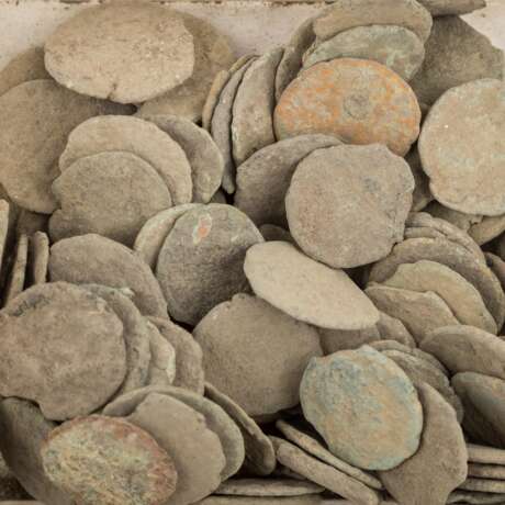 Antike Fundgrube - 3 kleine Kästchen mit zahllosen - фото 1