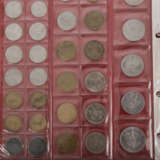 Größerer Nachlassposten mit unter anderem Weltmünzen und Silber, - photo 2