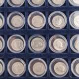 Münzkassette mit Münzen aus aller Welt, - фото 3