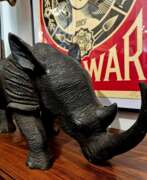 Übersicht. Carved wood rhinoceros, Circa 1950