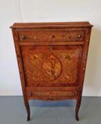 Обзор. Beautifully inlaid bar cabinet
