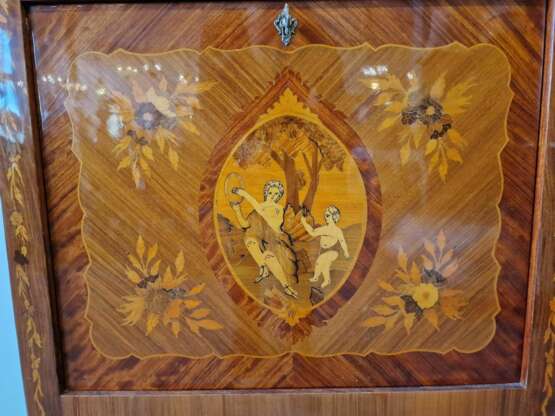 Beautifully inlaid bar cabinet Lackiertes Holz Neorococo Early 20th century - Foto 3