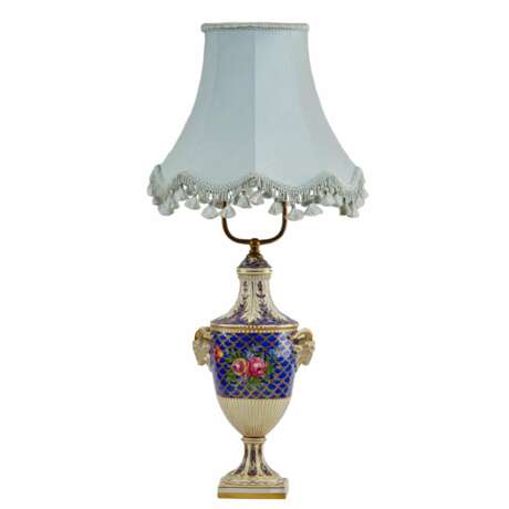 Lampe de table avec porcelaine. Hand Painted 20th century - Foto 1