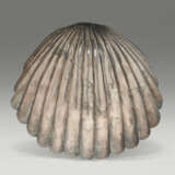 A ROMAN SILVER SHELL-SHAPED DISH - фото 2