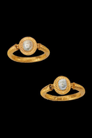 A PAIR OF ROMAN GOLD AND SARDONYX GORGONEION CAMEO BRACELETS - photo 1